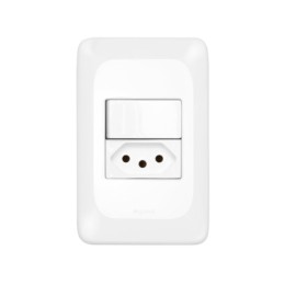 Conjunto  Interruptor Simples 10A/Tomada de Energia 10A Pial Pop Pial Legrand Conjunto  Interruptor Simples 10A/Tomada de Energia 10A Pial Pop Pial Legrand