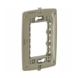 Placa 3 postos + Suporte 4x2 Pial Zeffia